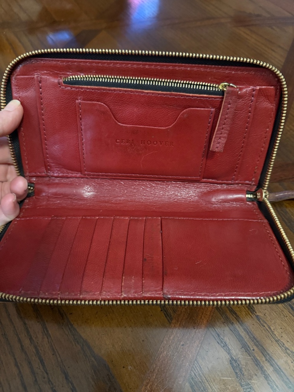 Ceri Hoover Large Zip Wallet - Picture 4 of 6